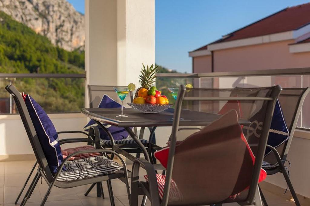 Apartman Malu Макарска Экстерьер фото