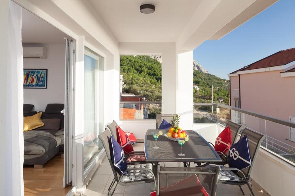 Apartman Malu Макарска Экстерьер фото
